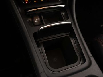 Car image 37