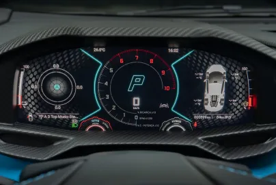 Car image 30