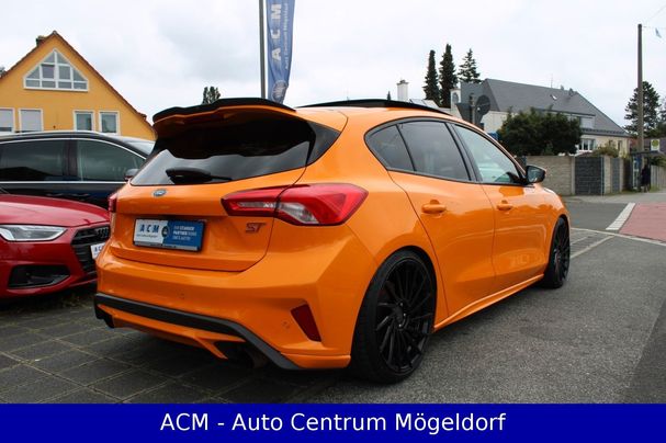 Ford Focus 2.3 ST 206 kW image number 6