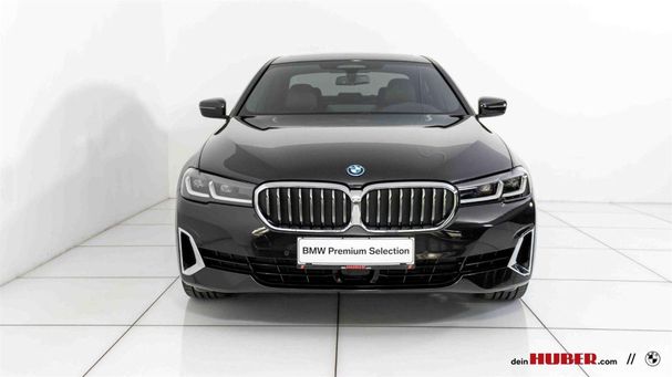 BMW 545 e xDrive 290 kW image number 1