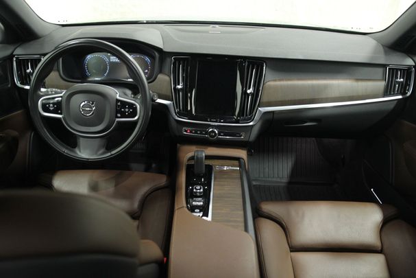 Volvo V90 Cross Country B4 AWD 146 kW image number 6