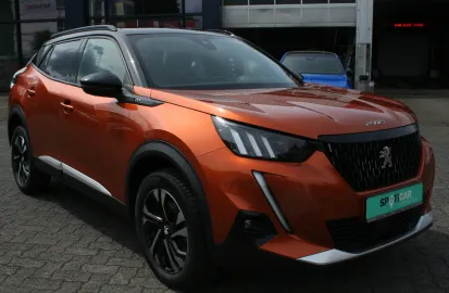 Car image 2