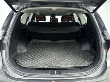 Car image 37