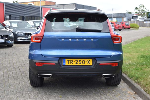 Volvo XC40 T4 AWD 140 kW image number 14