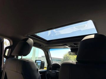 Car image 33