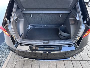 Car image 37