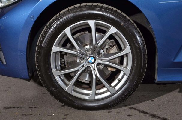 BMW 320d Touring xDrive 140 kW image number 5