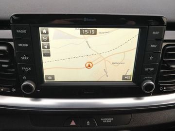 Car image 14