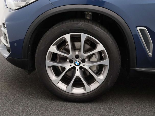 BMW X5 xDrive40i 245 kW image number 17