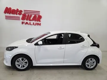 Car image 4