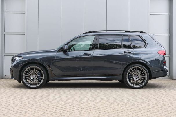 BMW X7 M50i xDrive 390 kW image number 8