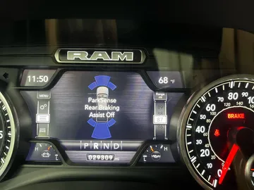 Car image 23