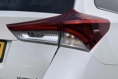 Car image 28