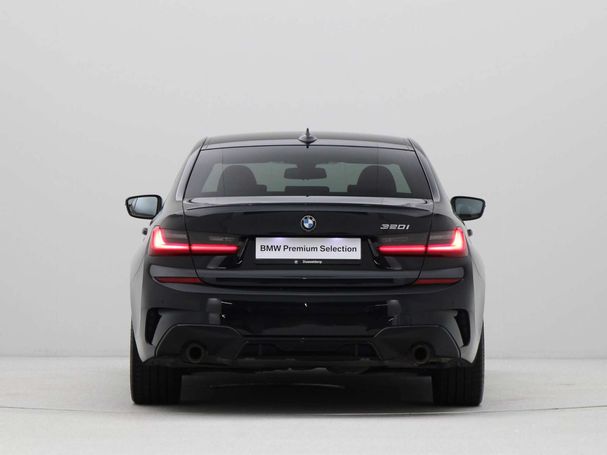 BMW 320i M Sport 135 kW image number 10