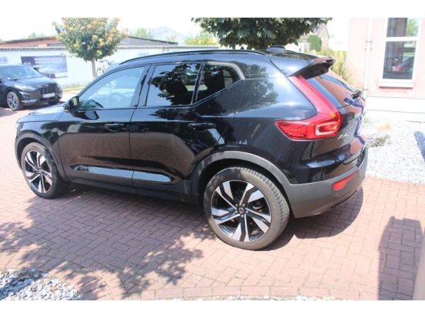 Volvo XC40 B3 Plus Dark 120 kW image number 5