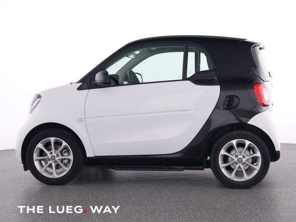 Smart ForTwo coupe EQ passion 60 kW image number 12