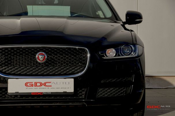 Jaguar XE 132 kW image number 5