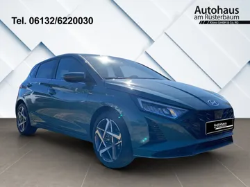 Car image 3