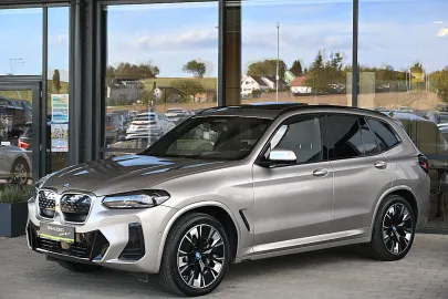 Car image 35