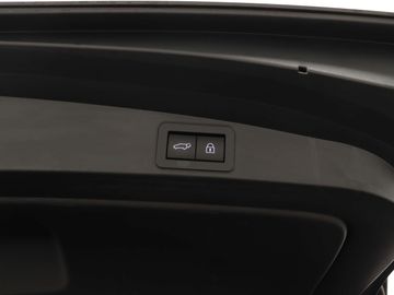 Car image 41