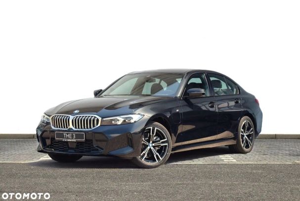 BMW 330 xDrive 215 kW image number 1