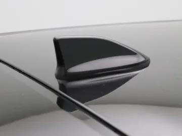 Car image 40