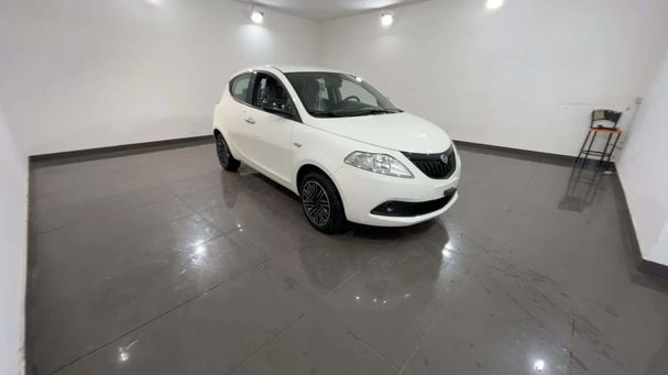 Lancia Ypsilon 51 kW image number 3