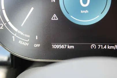 Car image 29