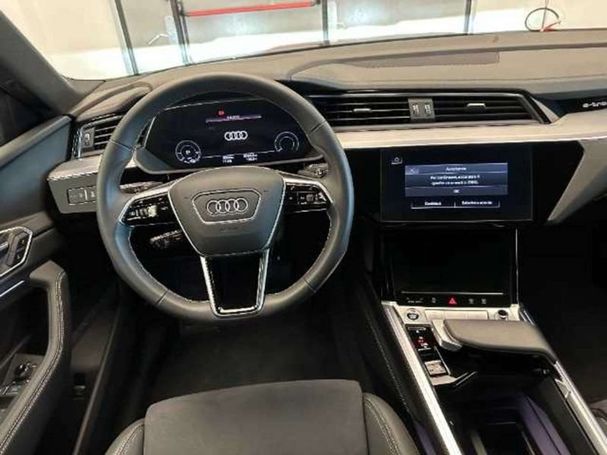 Audi Q8 e-tron 250 kW image number 5