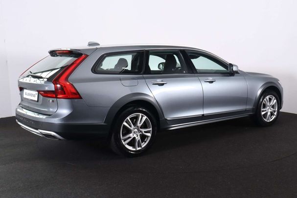 Volvo V90 Cross Country T5 AWD 184 kW image number 3