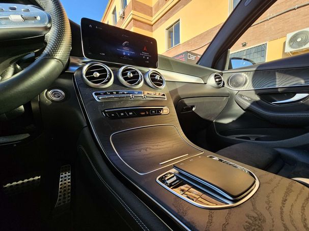 Mercedes-Benz GLC 300 e 4Matic 235 kW image number 13