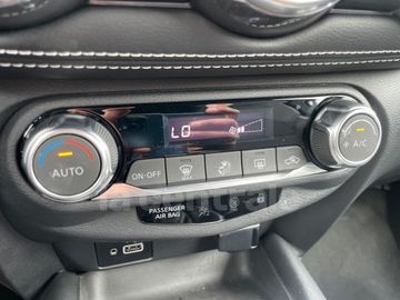 Car image 35