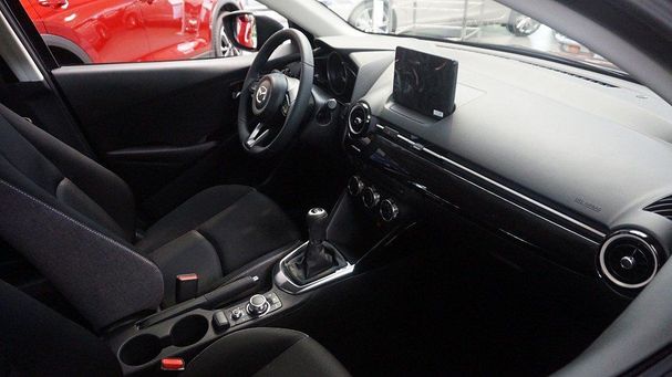 Mazda 2 90 Center-Line 66 kW image number 3