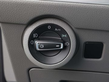 Car image 36