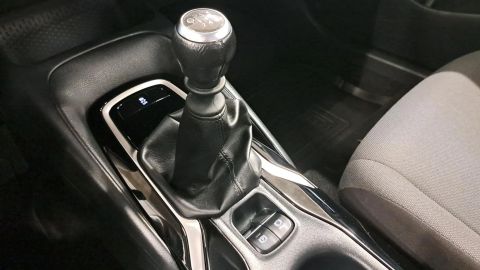 Car image 24