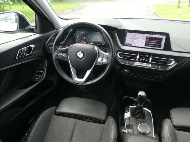 BMW 118i 103 kW image number 16