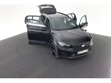 Car image 27