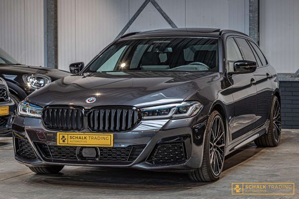 BMW 530i Touring M 180 kW image number 1