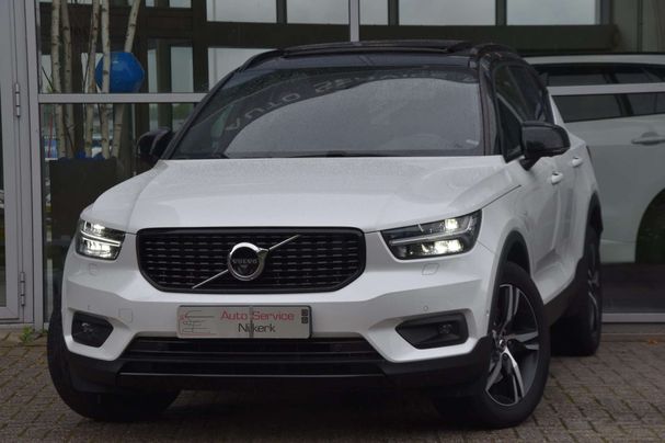 Volvo XC40 T5 AWD R-Design 182 kW image number 1