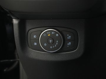 Car image 38