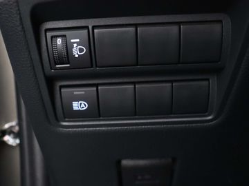 Car image 33