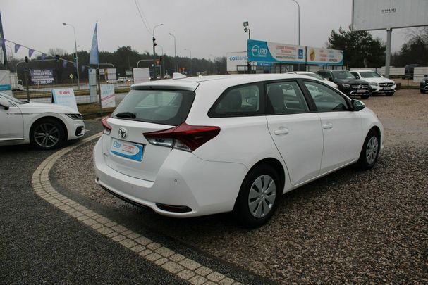 Toyota Auris 73 kW image number 6