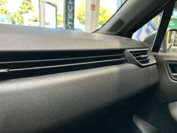 Car image 50