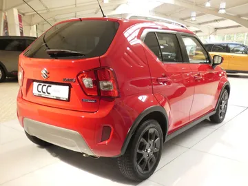 Car image 5