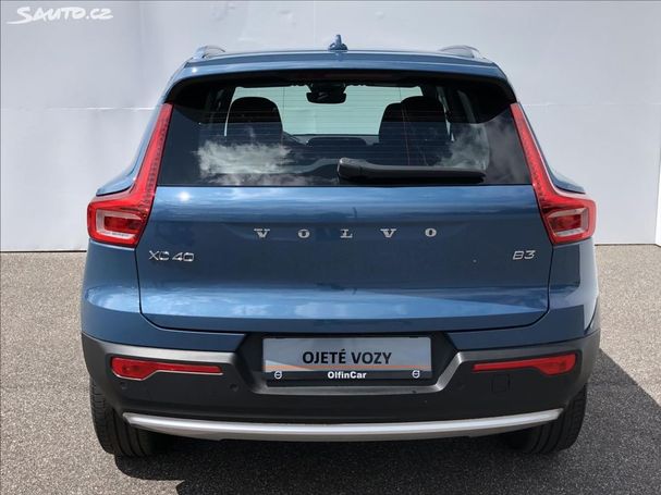 Volvo XC40 B3 Core 120 kW image number 8