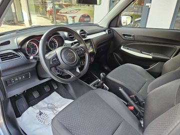 Car image 10