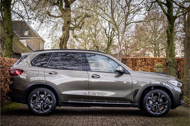 BMW X5 45e xDrive 293 kW image number 14