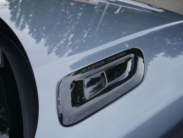 Car image 37