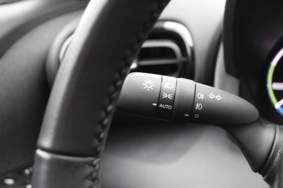 Car image 26