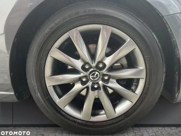 Car image 40